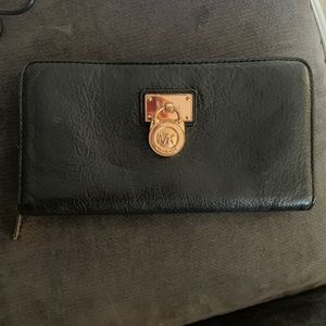 Michael Kors black leather wallet with rosegold hardware